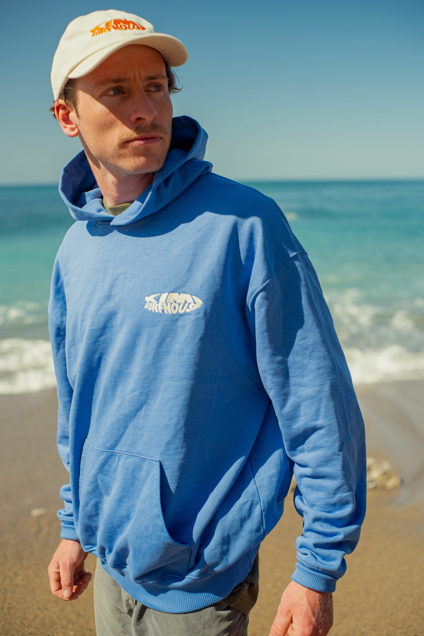 CLASSIC HOODIE